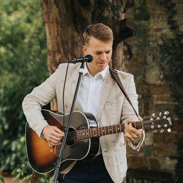 Georgie Albert Pianist Review Private Party